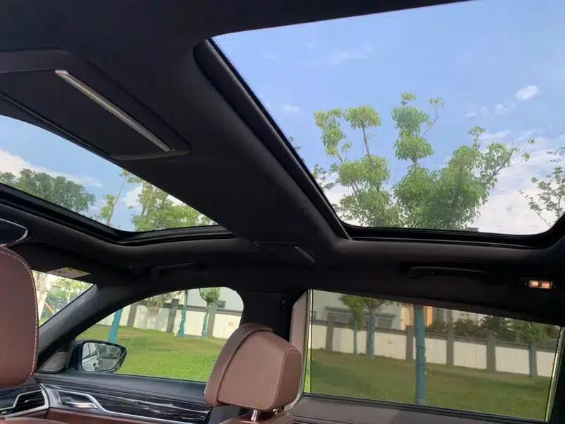 2021 BMW 7 Series 730Li Luxury Package — миниатюра 16
