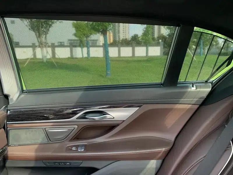 2021 BMW 7 Series 730Li Luxury Package — миниатюра 7