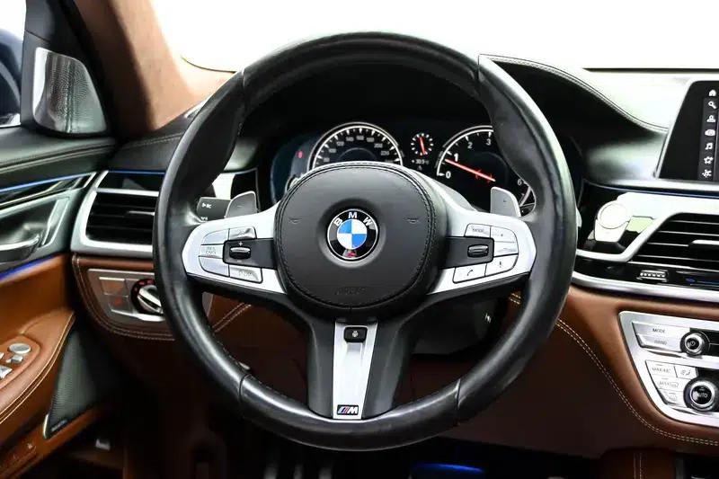 2018 BMW 7 Series 740Li xDrive Luxury M Sport Package — миниатюра 16