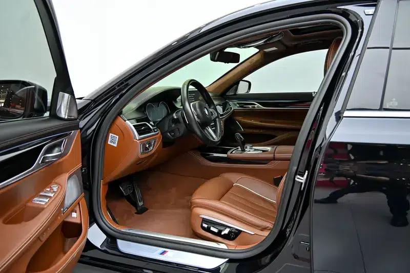 2018 BMW 7 Series 740Li xDrive Luxury M Sport Package — миниатюра 17