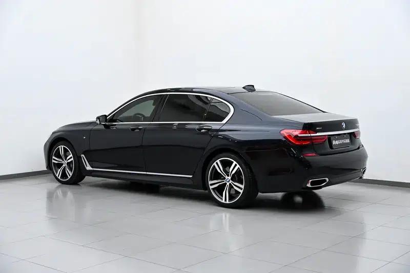2018 BMW 7 Series 740Li xDrive Luxury M Sport Package — миниатюра 5