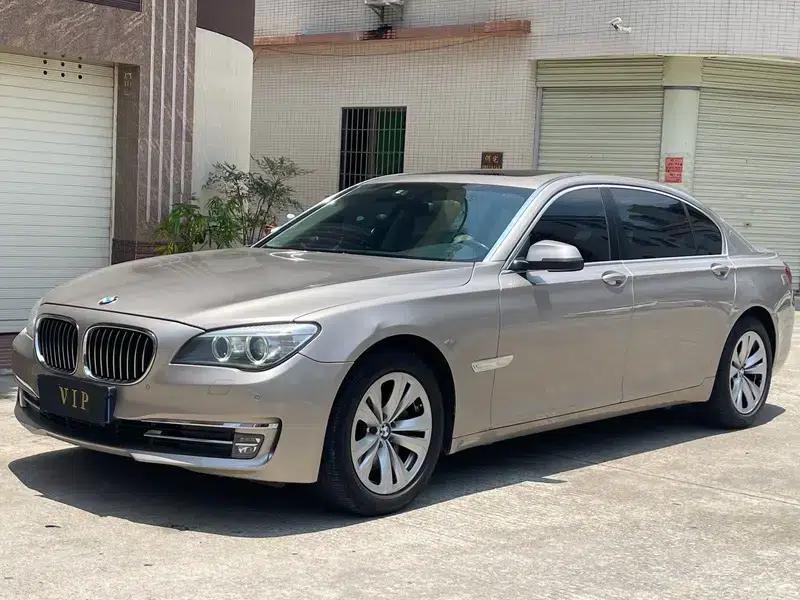 2013 BMW 7 Series 730Li Luxury — миниатюра 1