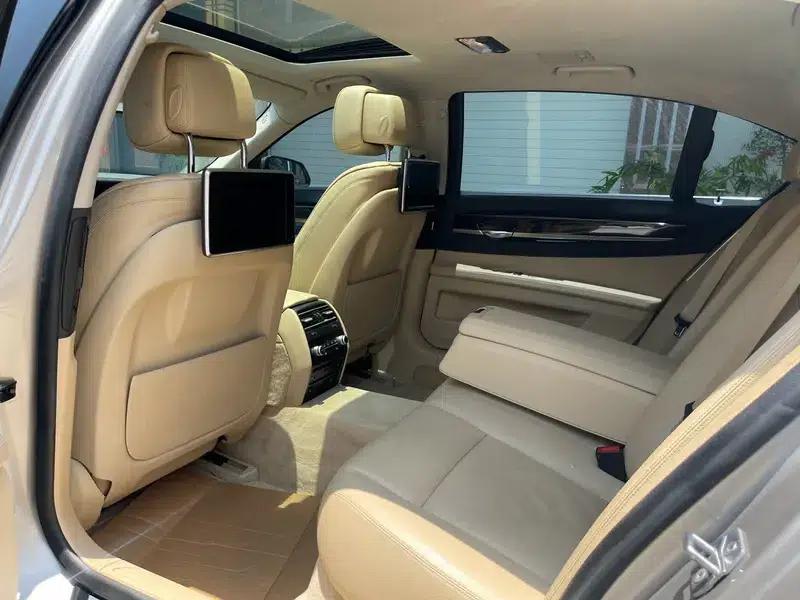 2013 BMW 7 Series 730Li Luxury — миниатюра 8