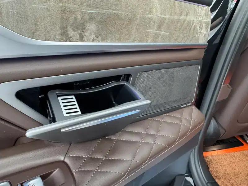 2021 BMW 7 Series 740Li Leading Luxury Package — миниатюра 16