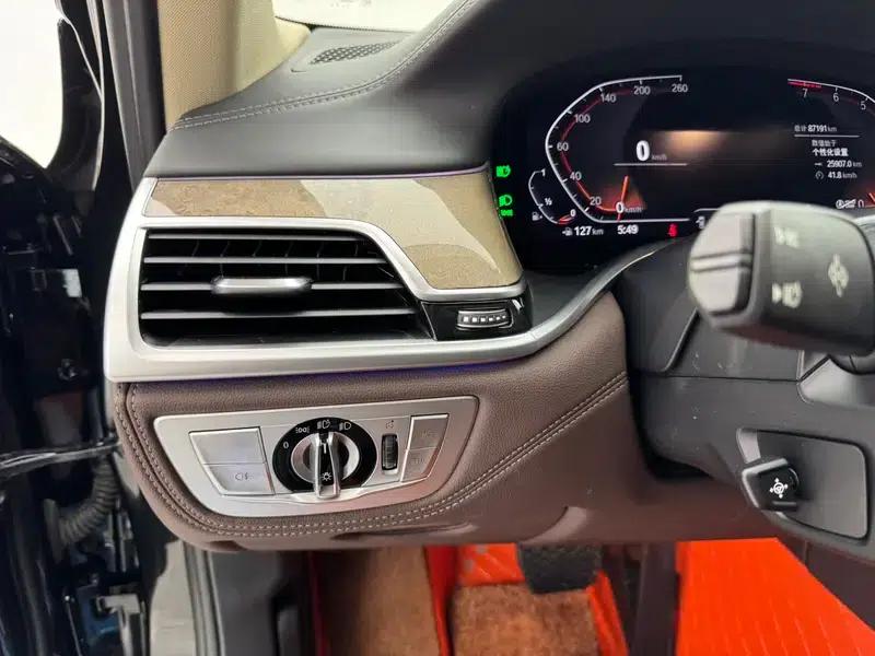2021 BMW 7 Series 740Li Leading Luxury Package — миниатюра 25