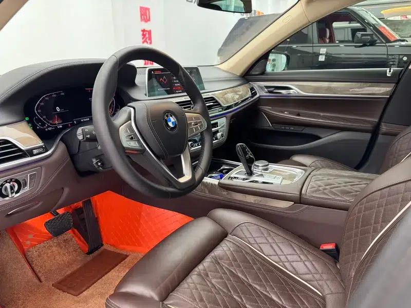 2021 BMW 7 Series 740Li Leading Luxury Package — миниатюра 26