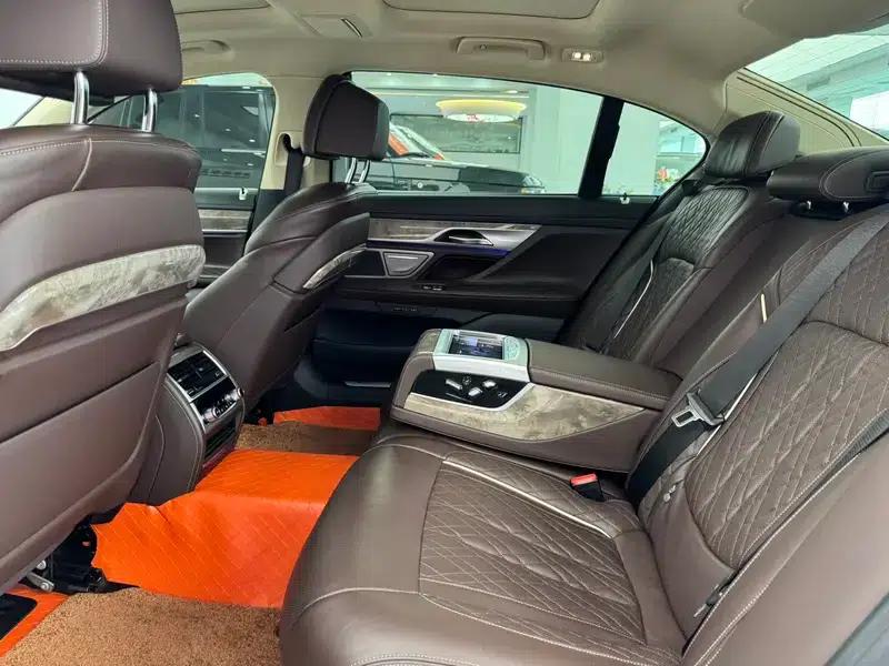 2021 BMW 7 Series 740Li Leading Luxury Package — миниатюра 28