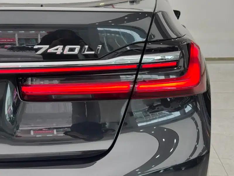 2021 BMW 7 Series 740Li Leading Luxury Package — миниатюра 9