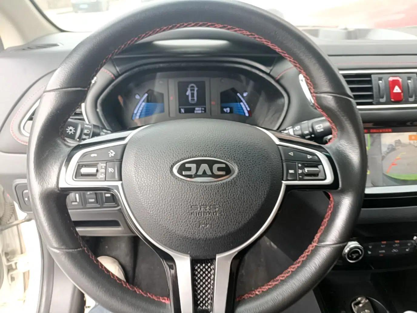 JAC Group iEV7S 2019 Luxury Smart Model — миниатюра 13
