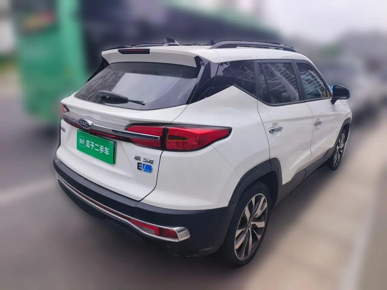 JAC Group iEVS4 2019 Luxury Model — миниатюра 6