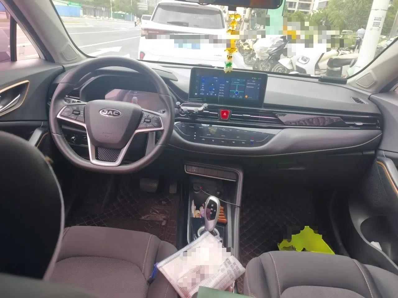 JAC Group iEVS4 2019 Luxury Model — миниатюра 9