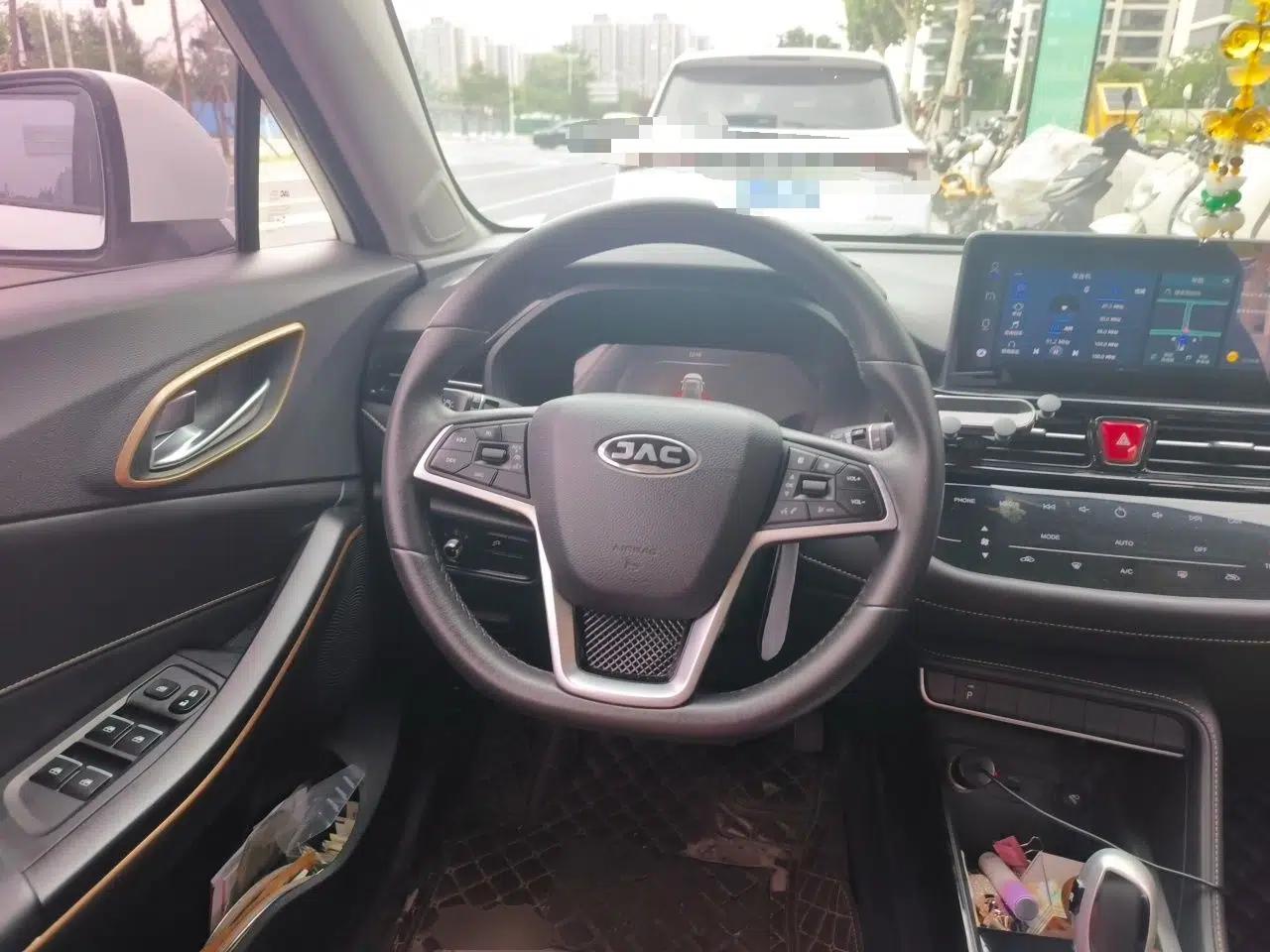 JAC Group iEVS4 2019 Luxury Model — миниатюра 10