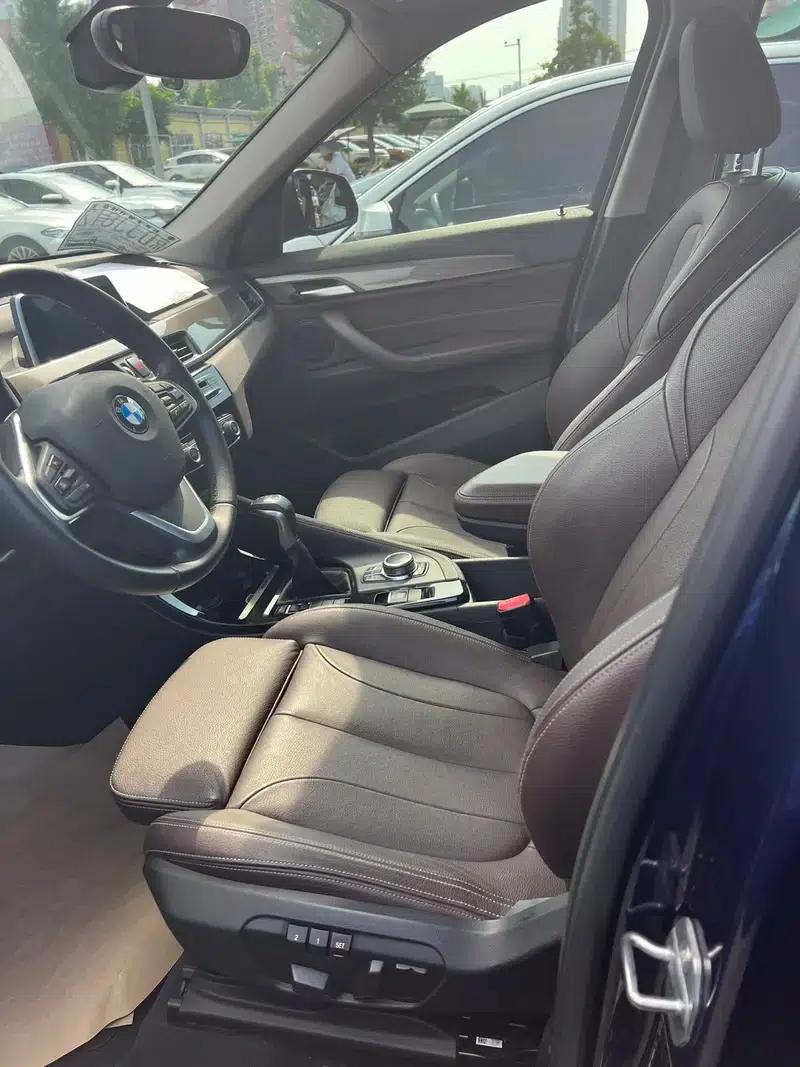 BMW X1 2018 xDrive20Li Luxury — миниатюра 11