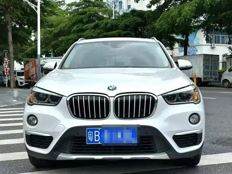 BMW X1 2016 sDrive18Li Luxury — миниатюра 2