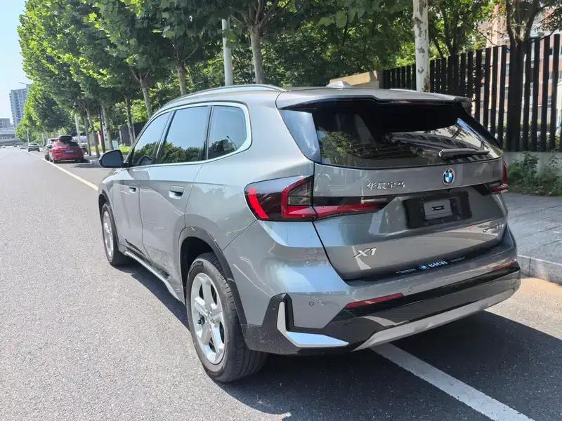 2023 BMW X1 sDrive20Li X Design Package — миниатюра 4