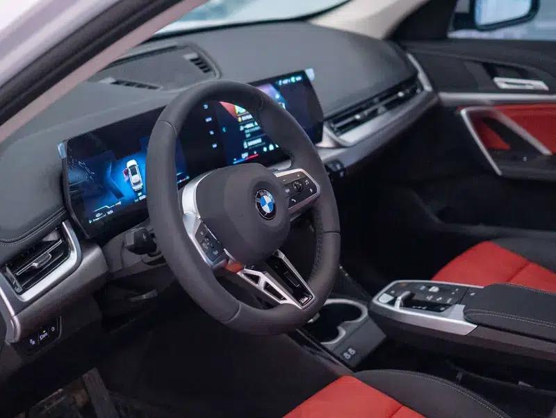 BMW X1 2025 sDrive25Li M Sport Package — миниатюра 12