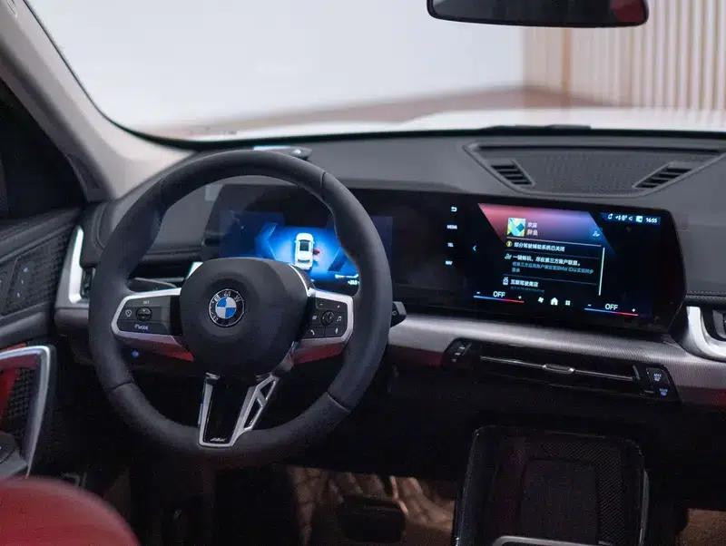 BMW X1 2025 sDrive25Li M Sport Package — миниатюра 14