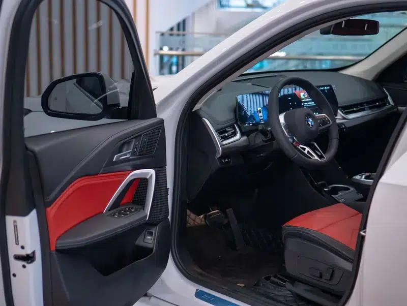 BMW X1 2025 sDrive25Li M Sport Package — миниатюра 18