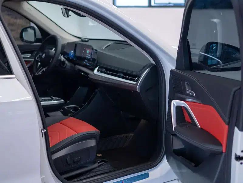 BMW X1 2025 sDrive25Li M Sport Package — миниатюра 9