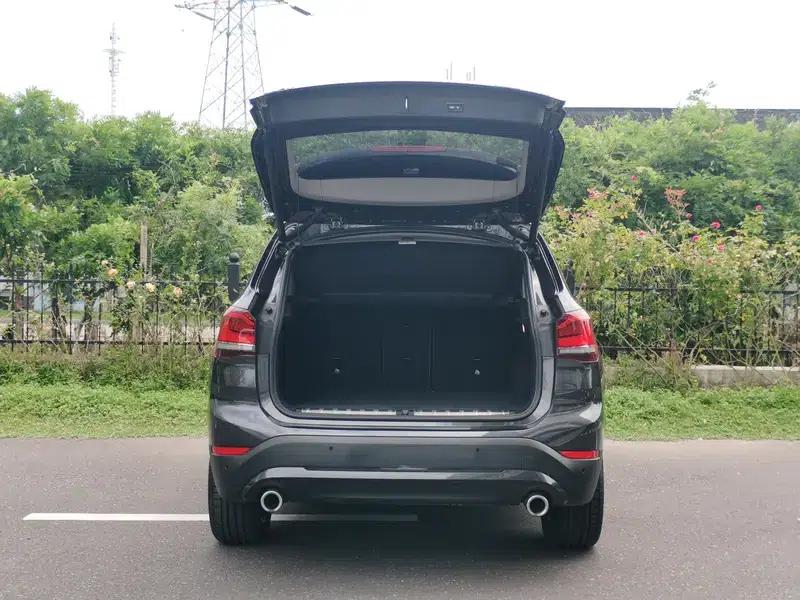 BMW X1 2022 sDrive25Li Leading Edition — миниатюра 12