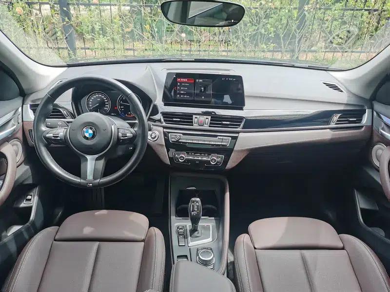 BMW X1 2022 sDrive25Li Leading Edition — миниатюра 13