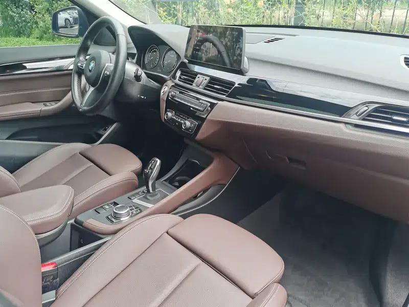 BMW X1 2022 sDrive25Li Leading Edition — миниатюра 20