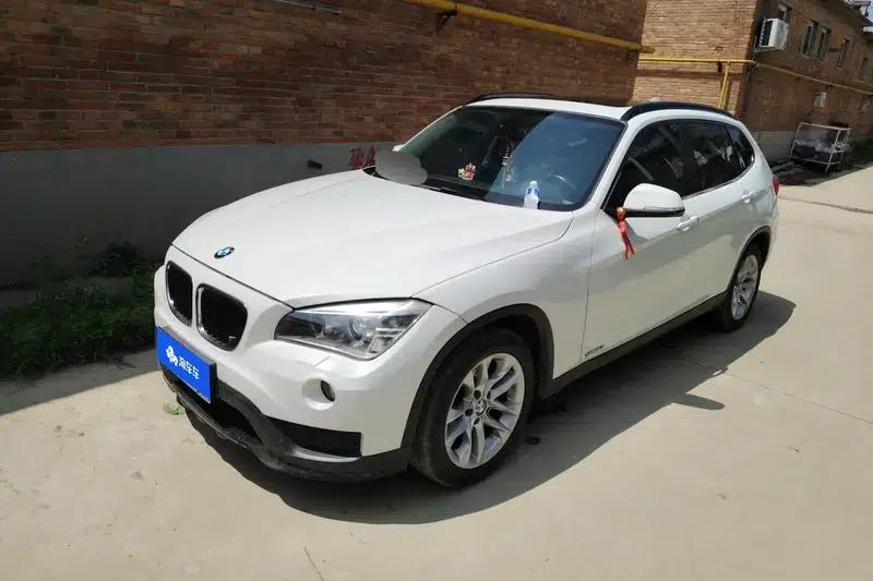 BMW X1 2014 sDrive18i Leading Edition — миниатюра 1