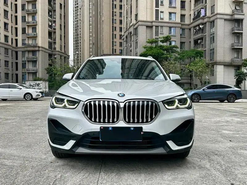 BMW X1 2021 Facelift sDrive25Li Leading Edition — миниатюра 8