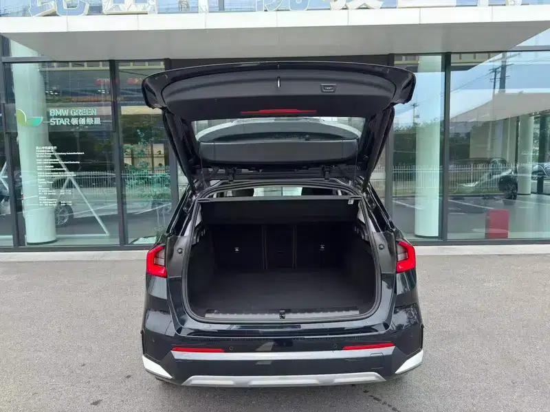 2023 BMW X1 sDrive25Li X Design Package — миниатюра 12