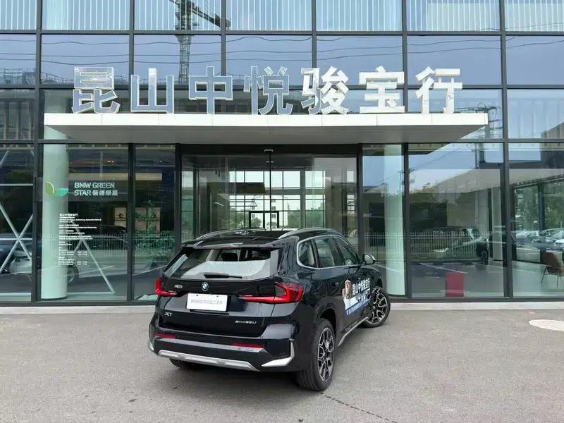 2023 BMW X1 sDrive25Li X Design Package — миниатюра 5