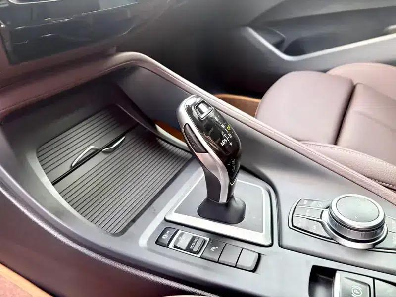 BMW X1 2021 Facelift sDrive25Li Leading Edition — миниатюра 13