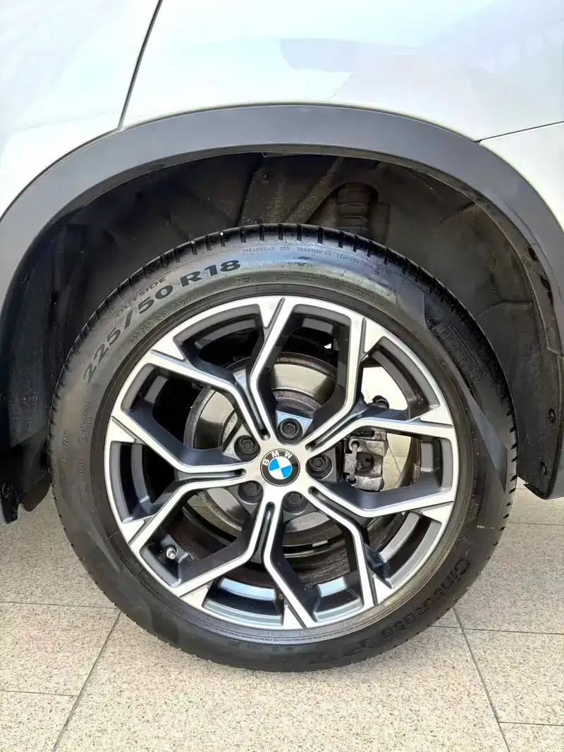 BMW X1 2021 Facelift sDrive25Li Leading Edition — миниатюра 6