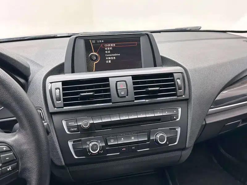 BMW 1 Series (Imported) 2013 Facelift 116i Urban Edition — миниатюра 9