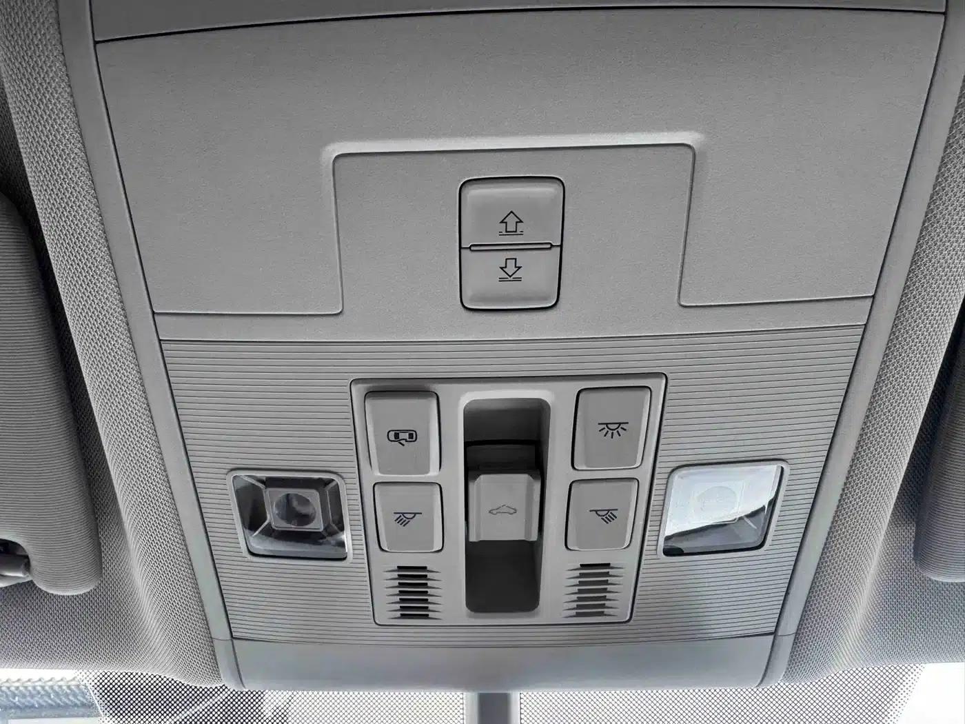 2021 Volkswagen T-Cross 1.5L Automatic Smart Connect Edition — миниатюра 14