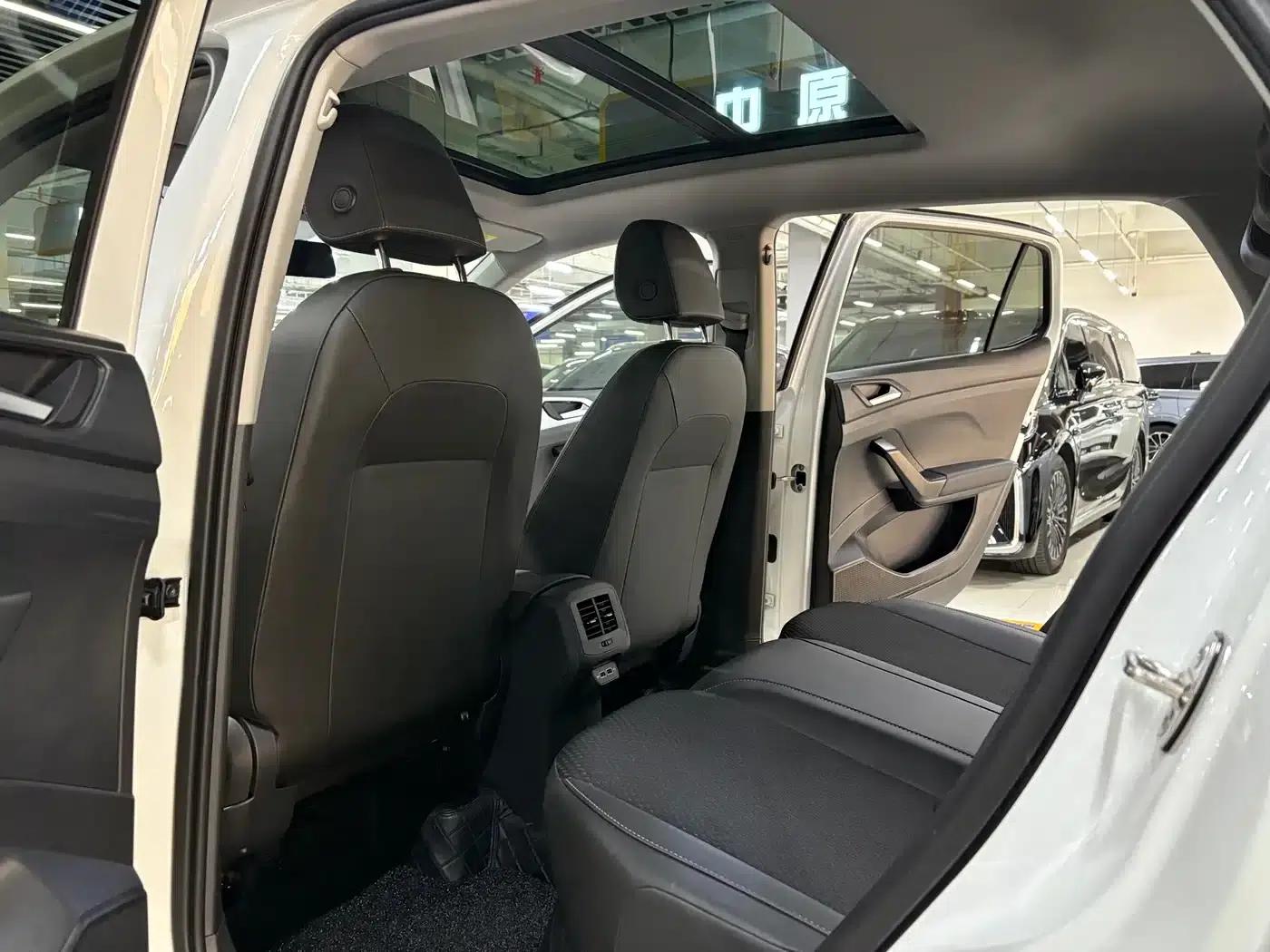 2021 Volkswagen T-Cross 1.5L Automatic Smart Connect Edition — миниатюра 8