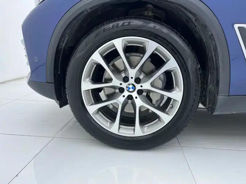BMW X5 (Imported) 2019 xDrive30i X Design Package — миниатюра 11