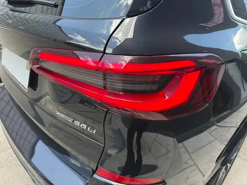 BMW X5 2022 xDrive 30Li M Sport Package — миниатюра 12