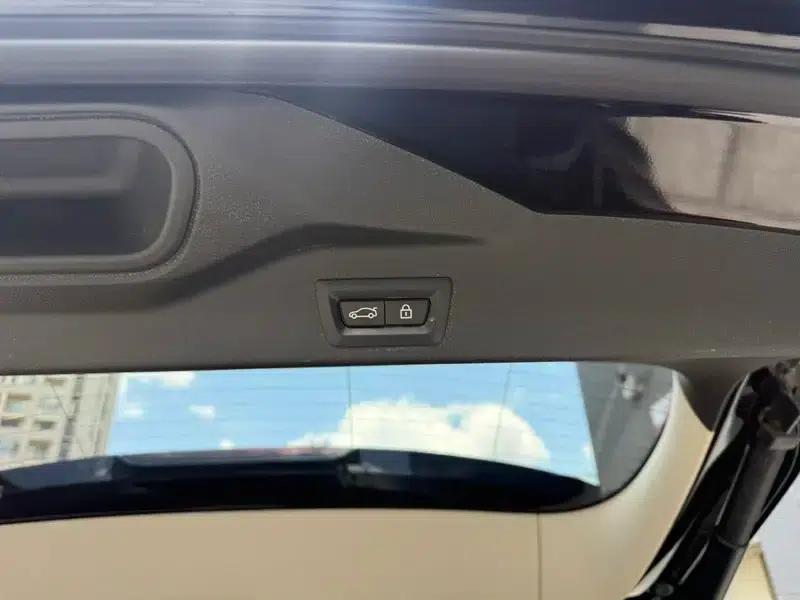 BMW X5 2022 xDrive 30Li M Sport Package — миниатюра 20