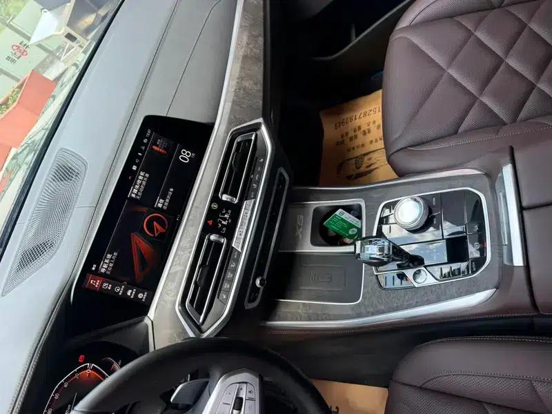 BMW X5 2022 xDrive 30Li M Sport Package — миниатюра 36