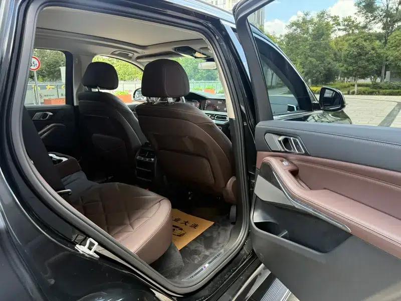 BMW X5 2022 xDrive 30Li M Sport Package — миниатюра 48