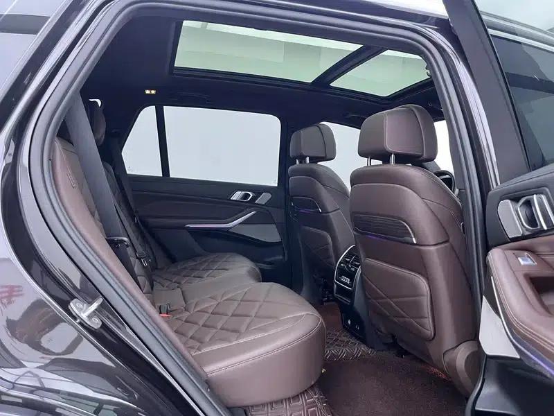 BMW X5 2022 xDrive 40Li M Sport Package — миниатюра 26