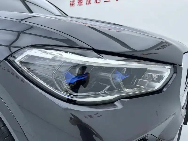 BMW X5 2022 xDrive 40Li M Sport Package — миниатюра 8