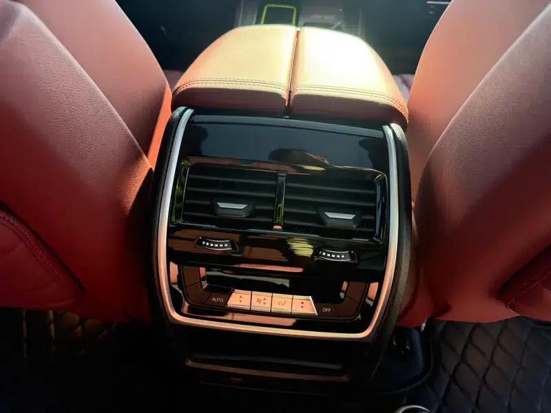 2023 BMW X5 xDrive40Li M Sport Shadow Edition — миниатюра 12