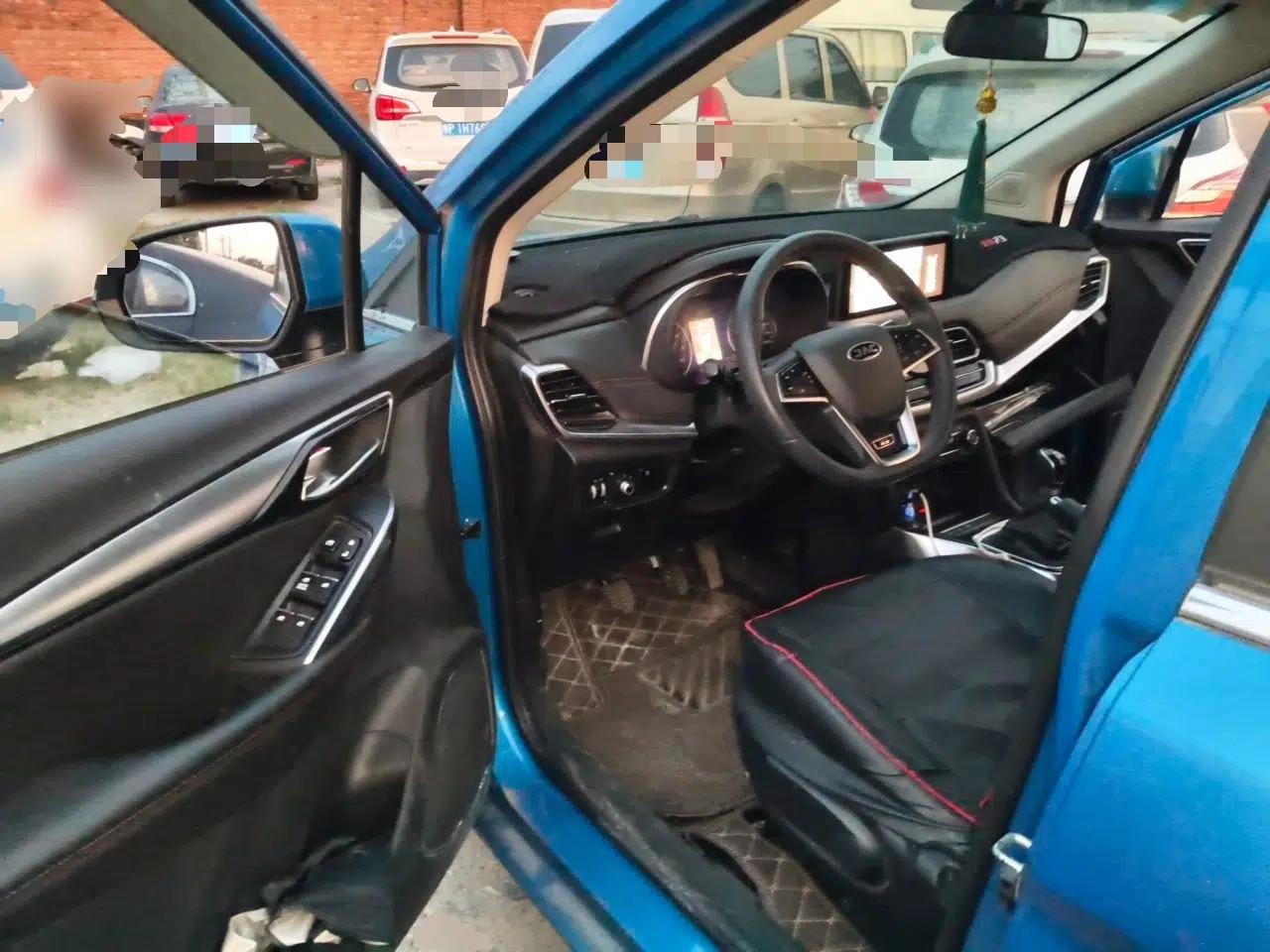 JAC Group Refine R3 2018 1.6L Manual Luxury Sunroof Model — миниатюра 16