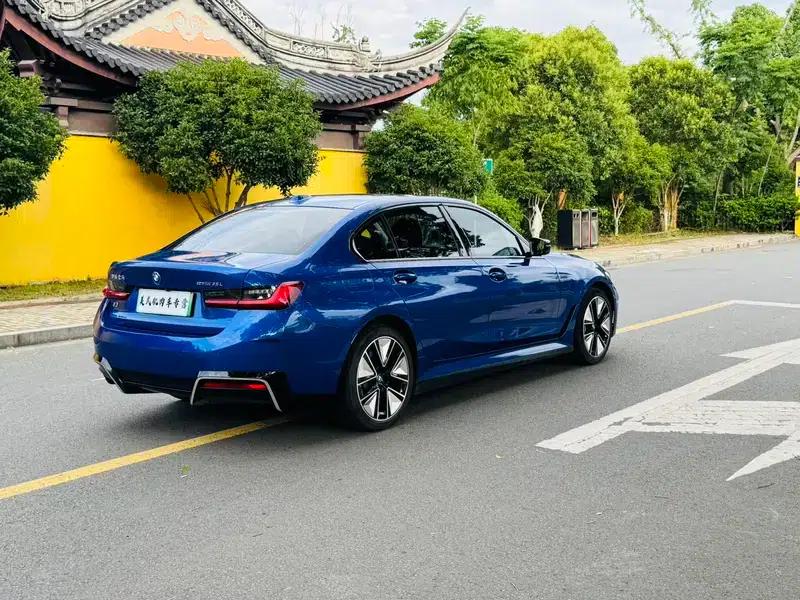 BMW i3 2022 eDrive35L — миниатюра 6