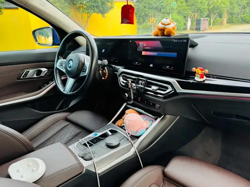 BMW i3 2022 eDrive35L — миниатюра 7