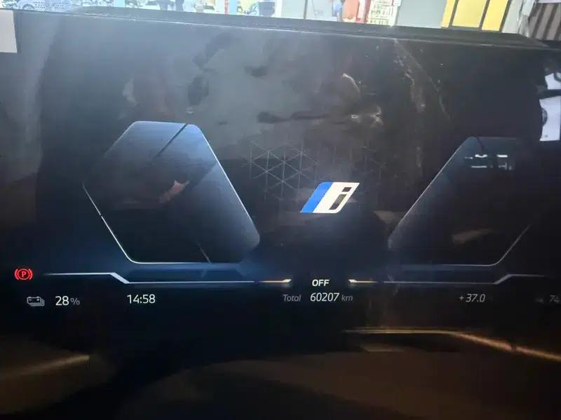 BMW i3 2022 eDrive35L — миниатюра 7