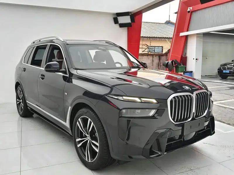 BMW X7 2023 xDrive40i M Sport Package — миниатюра 3