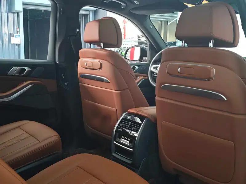 BMW X7 2023 xDrive40i M Sport Package — миниатюра 22