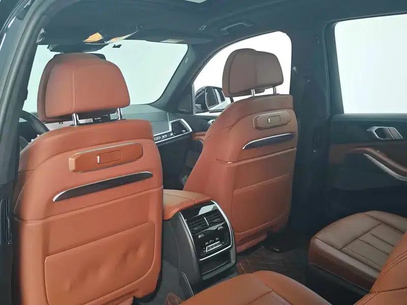 BMW X7 2023 xDrive40i M Sport Package — миниатюра 9
